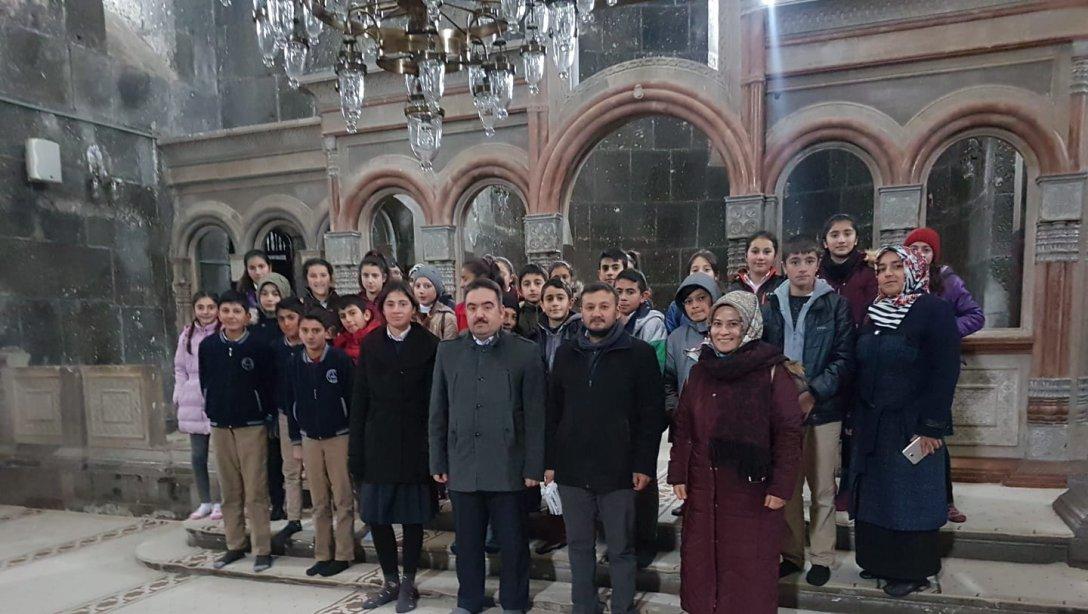 2018 Yılı Aralık Ayı DÖGEP Toplantısı İmam Hatip Ortaokulumuz Koordinatörlüğünde Din Kültürü Öğretmenlerimizin Katılımıyla Gerçekleşti